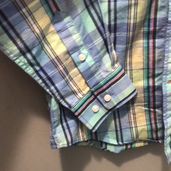Tommy Hilfiger the flex size 10 long sleeve plaid button up - Picture 4 of 4